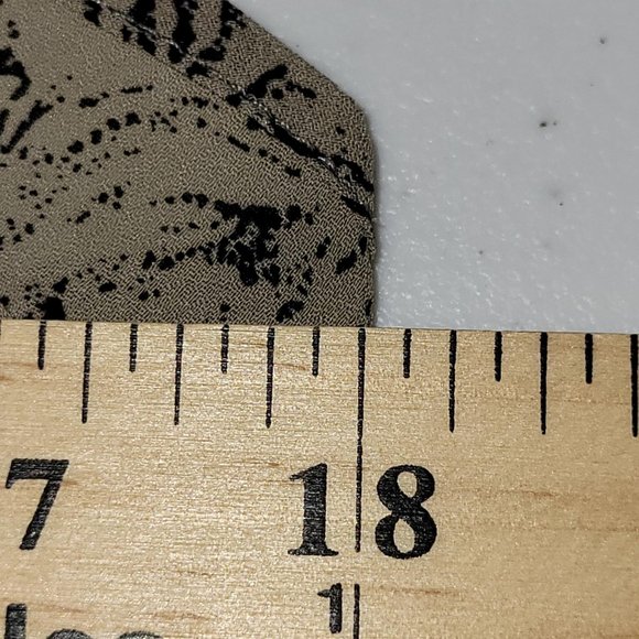 Kut from the Kloth Sage Green Gray Floral Stripe Razorback Tank Top Women Sz M - Picture 4 of 9